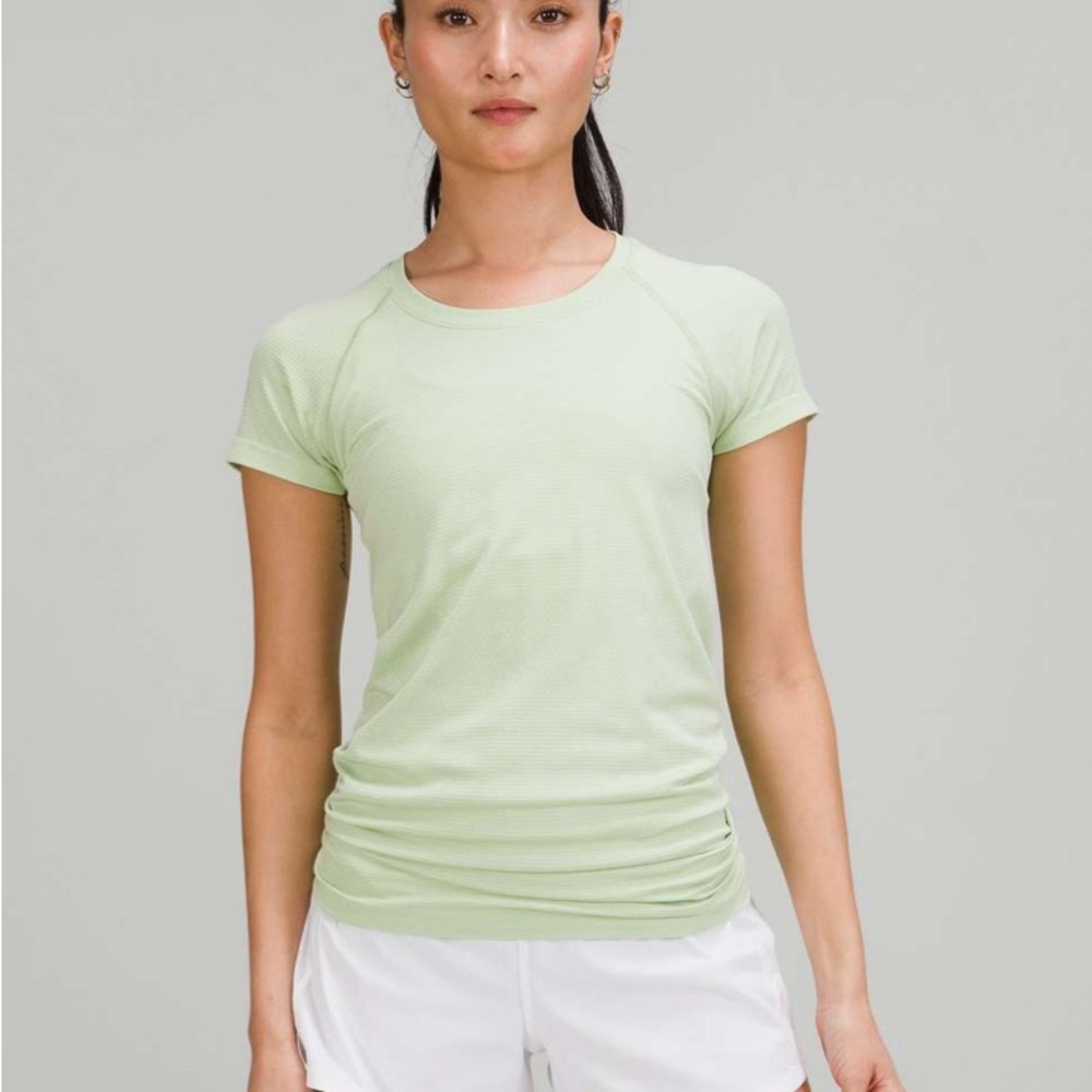 Lululemon Athletica Swiftly Tech Short Sleeve Shirt